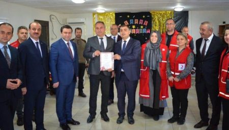 Türk Kızılay Trabzon İl Merkezi, Yomra’daki Okullarda Tanıtım Etkinliği Düzenledi