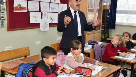 Müdür Murat Demir Erdek’te Eğitim Camiasıyla Buluştu