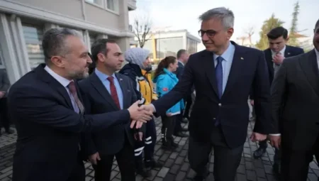 Sağlık Bakanı Memişoğlu’ndan Düzce’ye Müjde: 500 Yataklı Yeni Araştırma Hastanesi Geliyor