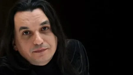 Gökhan Kırdar akciğer rahatsızlığı nedeniyle hastaneye kaldırıldı