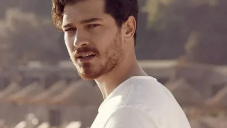 Çağatay Ulusoy ve Demet Özdemir’in Yeni Dizisi ‘Eşref Rüya’ Sete Çıkıyor!