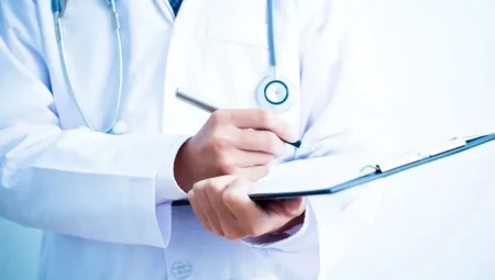 İngiltere’deki büyük norovirüs enfeksiyonu hastaneleri doldu: ‘Evde kalın!’