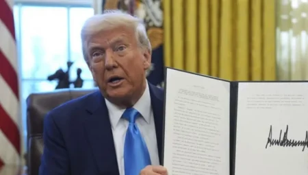 Trump, İran’a karşı ciddi uyarı yaptı: ‘Yok edilirsiniz!’