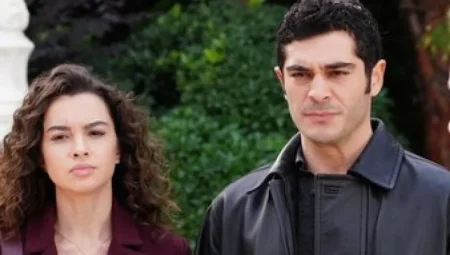 Türk dizisi Rusya’da ilgi odağı oldu! ‘Bir Gece Masalı’ özel etkinlikte sahne aldı