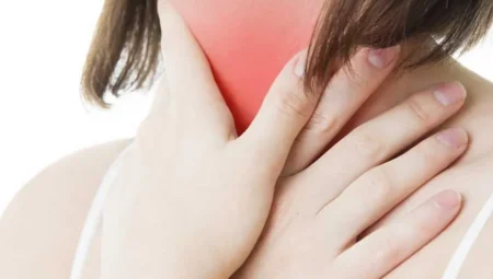 Boğaz Ağrısı Neden Geçmiyor? Uzun Süren Rahatsızlık İçin Öneriler