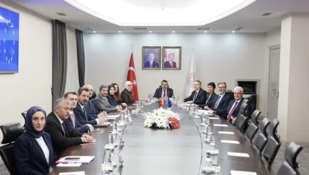 Millî Eğitim Bakanı Yusuf Tekin, AB Türkiye Delegasyonu Başkanı ile görüştü