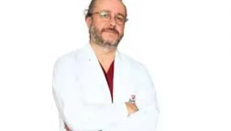 Dahiliye Uzmanı Dr. Ahmet Bilge: ‘Domuz gribi ile soğuk algınlığı arasındaki farklar tedaviyi hızlandırabilir’