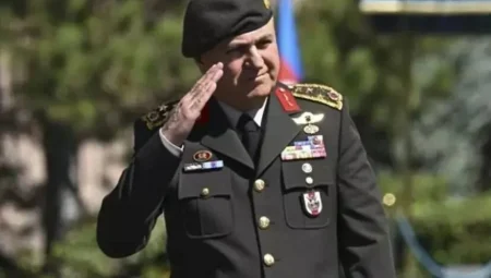 Genelkurmay Başkanı Metin Gürak, Pakistanlı Yetkiliyi Kabul Etti