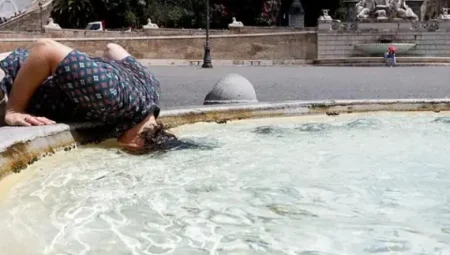 Bilim İnsanları Uyardı: İnsan Vücudu Sıcakta Beklenenden Daha Hızlı Çökebilir!