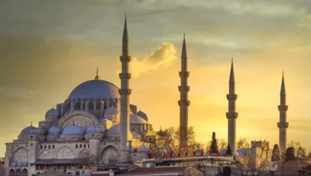 2025 Yılında Kutlanacak Dini Günler Açıklandı: Üç Aylardan Kurban Bayramı’na Tüm Tarihler Belli Oldu