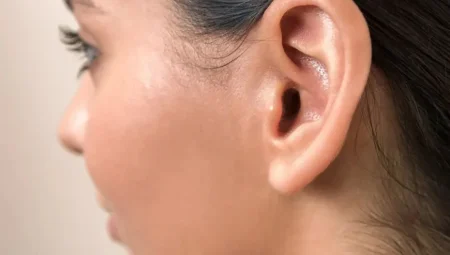 İnsanlar Kulak Kaslarını 25 Milyon Yıldır Kullanmadı Ama Şimdi Ne Oluyor?