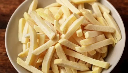 Dondurulmuş patates nasıl pişirilir? İşte fırında, tavada ve Airfryer’da en pratik yöntemler