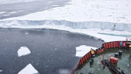 Rusya’dan ABD’ye Kuzey Kutbu ve Petrol Teklifi: ‘Buzlar Erimeye Başladı’