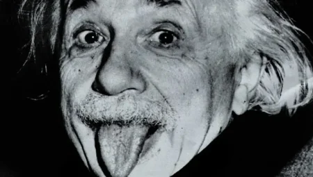Einstein Okulda Başarısız Bir Öğrenci Değildi! Yanlış Bilinen Efsane