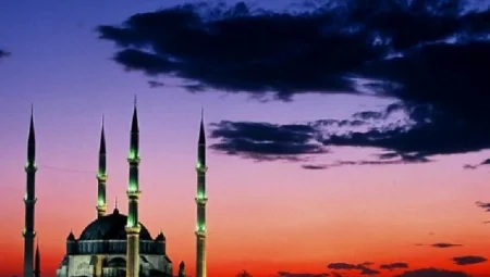 2025 Ramazan Başlangıcı ve Sahur Saatleri Belli Oldu! İlk Oruç Ne Zaman?