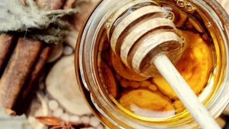 Rüyada Bal Görmek Ne Anlama Geliyor? İşte Detaylı Tabirler