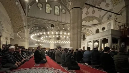 Ramazan Öncesi Cuma Hutbesinde Öne Çıkan Mesajlar