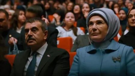 Emine Erdoğan’dan Gaziantep’te kütüphane ve kültür etkinlikleri paylaşımı