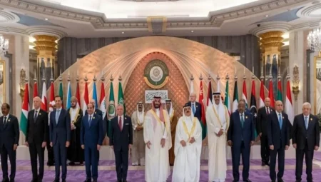 Arap Ülkeleri, Gazze’nin Yeniden İnşası İçin 53 Milyar Dolarlık Planı Kabul Etti