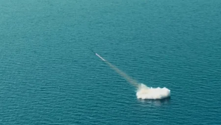 Türkiye’nin ilk denizaltından fırlatılan seyir füzesi KAPSÜLLÜ ATMACA test edildi