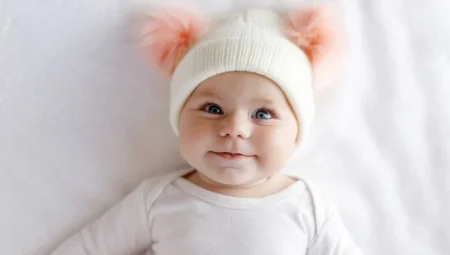 En Güzel ve Anlamlı Kız Bebek İsimleri – 2024 Trendleri