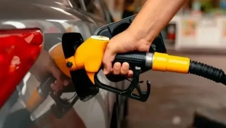 Akaryakıt Fiyatlarına Zam Kapıda: Benzin ve Motorine Yeni Artış Bekleniyor