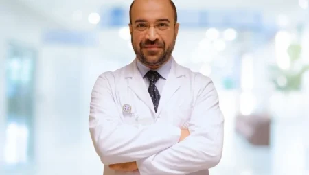 Prof. Dr. Akkoyunlu: ‘Aşılar kalp krizi ve beyin kanaması riskini artırmaz, aksine korur’