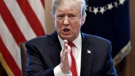 Trump’tan İran ve Husilere sert mesaj: ‘Sonuçları korkunç olacak’