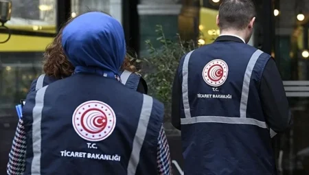 Bakanlık Yasakladı: Bu Çocuk Kıyafeti Piyasadan Toplatılıyor!