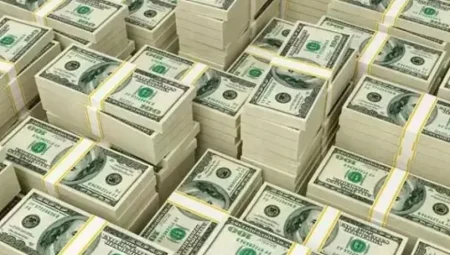 Borsa Çakıldı, Dolar Zirve Yaptı: Piyasalarda Sert Dalgalanma