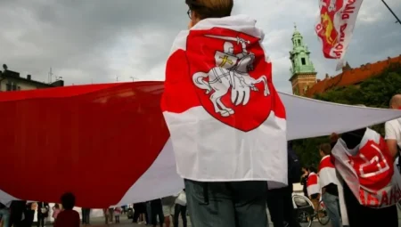 Belarus’ta Vatandaşlara Ayda Bir Gün Sessiz Yürüyüş Zorunluluğu: İlginç Sosyal Uygulama