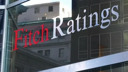 Ticaret Savaşları Küresel Ekonomik Beklentileri Aşağıya Çekti: Fitch’in Raporu