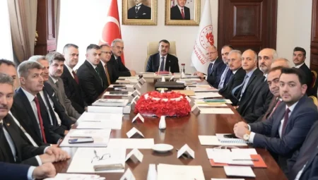 Milli Eğitim Bakanı Tekin: ‘Derslik ve öğretmen sayısında büyük artış sağlandı’