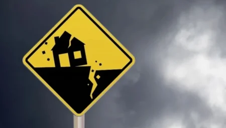 Deprem Anında Hayatta Kalmanın Yolları: Uzmanlar Uyardı, Bu Önlemler Hayat Kurtarıyor