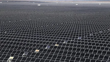 Türkiye’nin En Büyük Güneş Enerji Santrali Konya’da Devreye Alındı