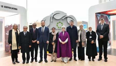 Emine Erdoğan, BM’de ‘Sıfır Atık Enstelasyon Sergisi’ni Ziyaret Etti