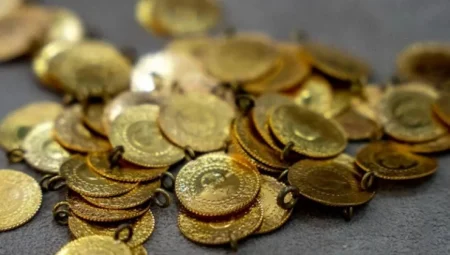 Altın Piyasasında Son Durum: Canlı Fiyatlar, Anlık Güncellemeler ve Yatırımcı Rehberi