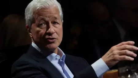JPMorgan CEO’su Jamie Dimon’dan ABD ekonomisi için resesyon uyarısı: ‘Kolay kolay geçmeyecek’