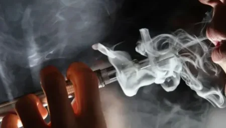 Elektronik sigara kullananlarda ölümcül akciğer hastalıkları hızla artıyor