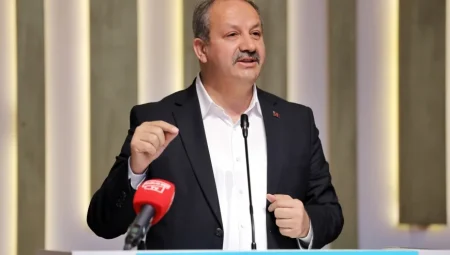 Sağlık-Sen Genel Başkanı Mahmut Faruk Doğan: ‘Tüm sendikalara kapımız sonuna kadar açık’