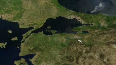 Marmara’da 6.2 büyüklüğünde deprem: İstanbul’da büyük panik ve yüzlerce yaralı