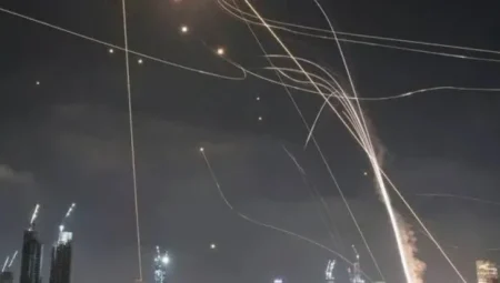 İran, ABD saldırısına füzelerle karşılık verdi: Tel Aviv ve Hayfa’da art arda patlamalar