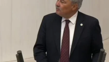 İYİ Parti’li Metin Ergun: ‘İdeolojik körlükle dış politika yapılmaz, şükür namazı kılarken cenaze namazında saf tutarsınız’