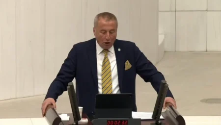 İYİ Parti’li Hakan Şeref Olgun: ‘Savaşsız kriz dayatıyorsunuz, akaryakıt zamları halkın cebine uzanan sessiz bir eldir’