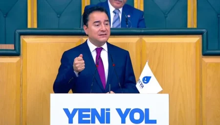 Ali Babacan: “Yolsuzlukla mücadele samimiyet ister, muhalefeti tasfiye aracı olamaz”