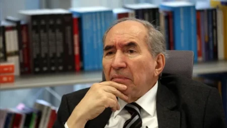 Altan Öymen yaşamını yitirdi, gazetecilikten siyasete uzanan kariyeriyle hafızalarda yer etti