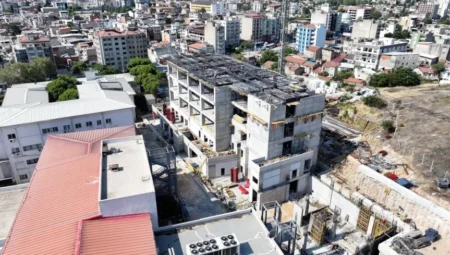 İzmir Eşrefpaşa Hastanesi’nin yeni binası yükseliyor: İnşaat beşinci kata ulaştı