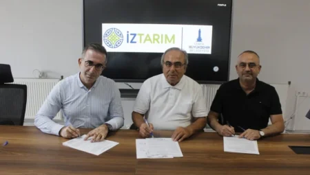 İzmir Büyükşehir, Türkiye’nin ilk tıbbi ve aromatik bitkiler bölgesinde yerini aldı