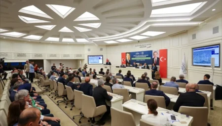 Bakan Alparslan Bayraktar: “Elektrik kesintileri kabul edilemez, gerekli adımlar atılacak”