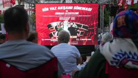 Keçiören’de Açık Hava Sinemasıyla Nostalji ve Mahalle Kültürü Buluştu